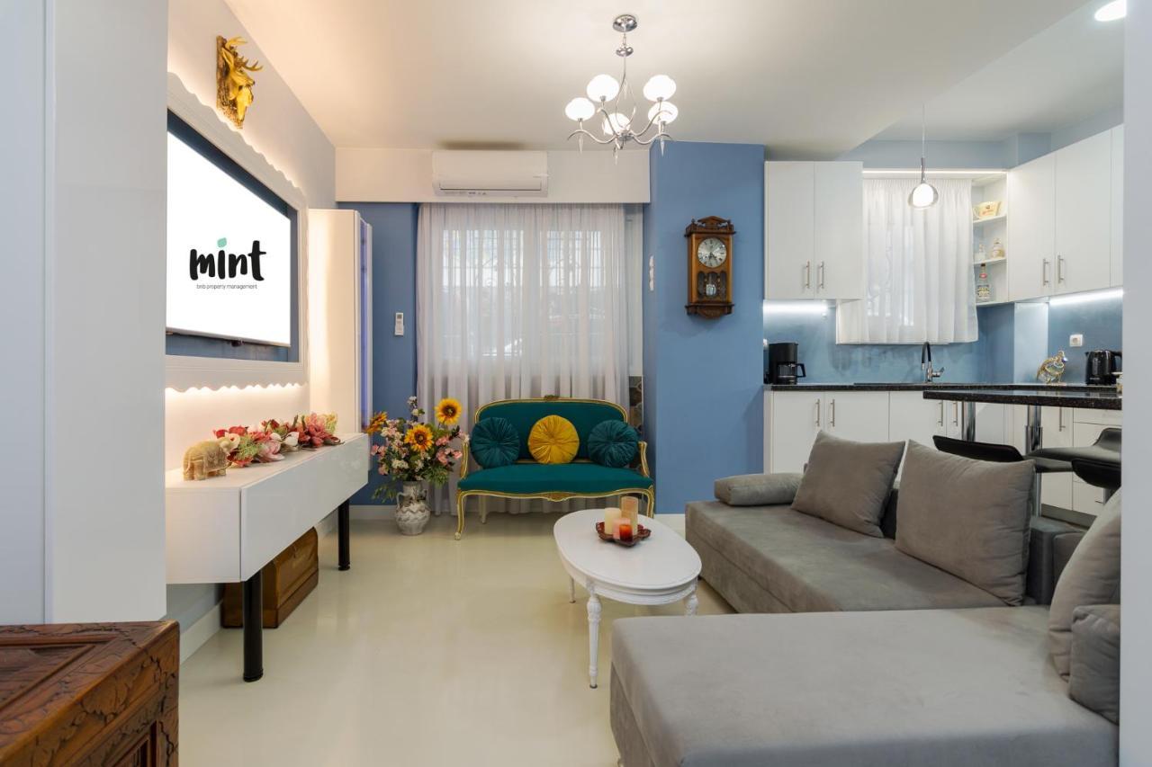 Wonderful Renovated Apartment With Private Patio Aten Exteriör bild