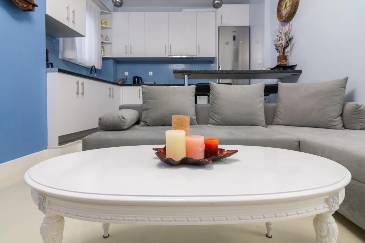 Wonderful Renovated Apartment With Private Patio Aten Exteriör bild