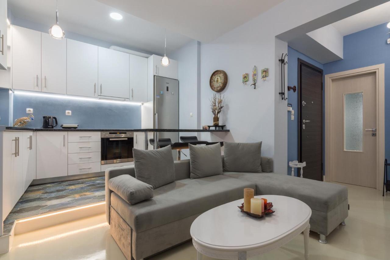 Wonderful Renovated Apartment With Private Patio Aten Exteriör bild