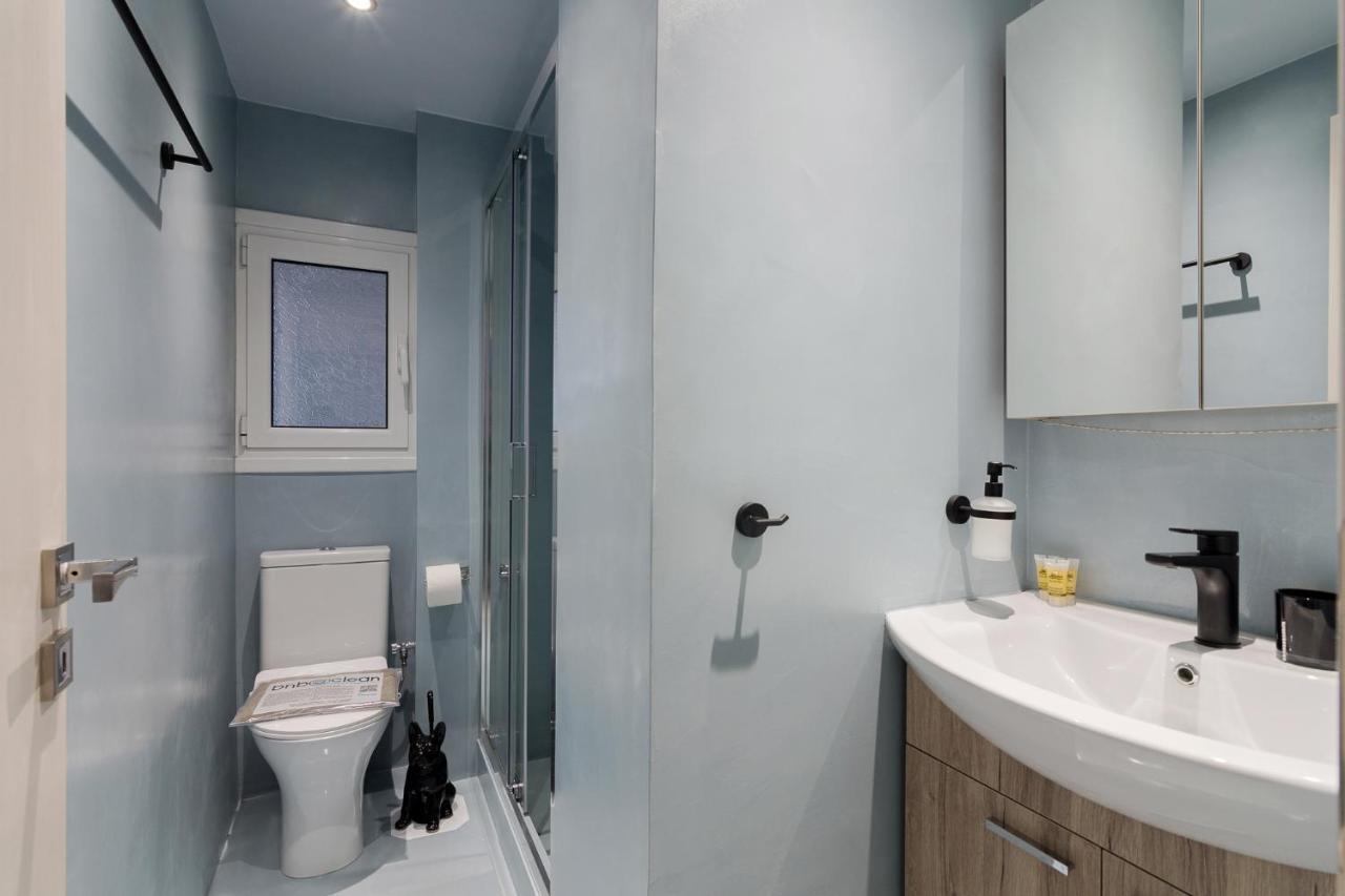 Wonderful Renovated Apartment With Private Patio Aten Exteriör bild